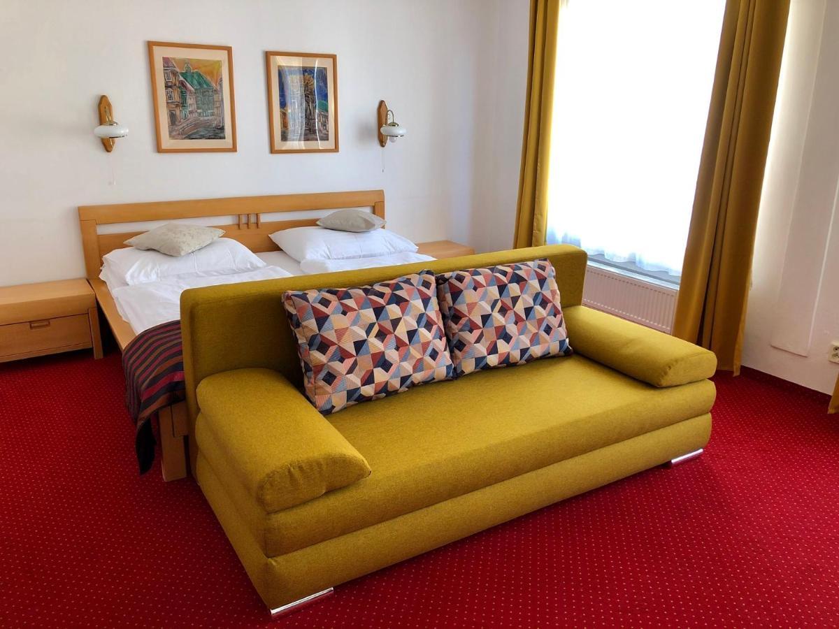 Hotel & Penzion Grand Matej Banská Štiavnica Exteriér fotografie