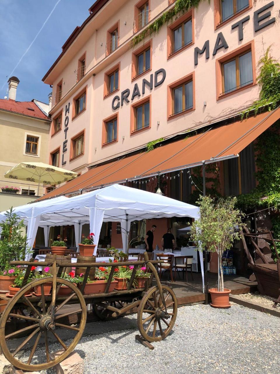 Hotel & Penzion Grand Matej Banská Štiavnica Exteriér fotografie