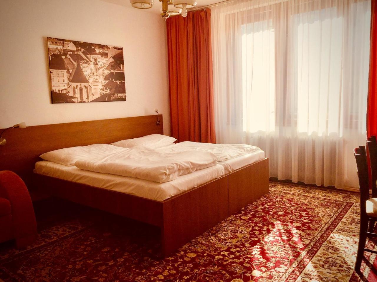 Hotel & Penzion Grand Matej Banská Štiavnica Exteriér fotografie