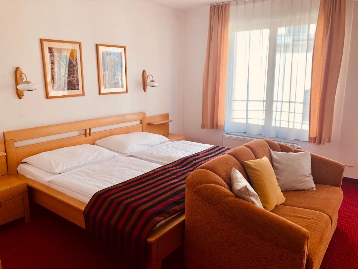 Hotel & Penzion Grand Matej Banská Štiavnica Exteriér fotografie